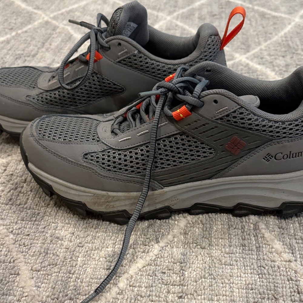 Columbia Men's Gray and Orange hiking Shoes